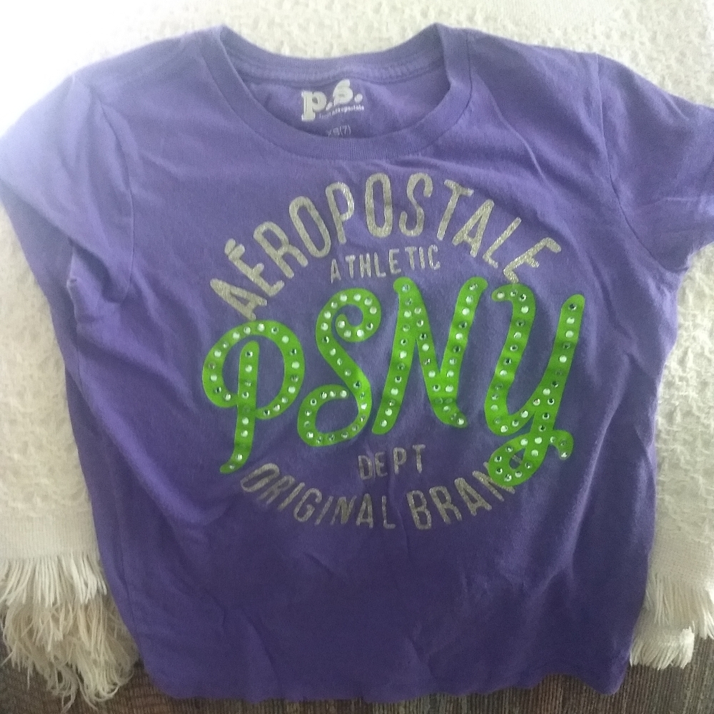 XS purple graphic tshirts